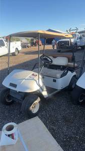 lot 302 image: EZ-GO 2-Passenger Golf Cart White used gas cart