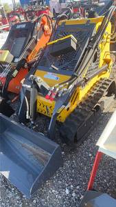 lot 318 image: Skid Steer Loader SSL60 420cc Engine 680kg 2026