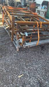 lot 321 image: Steel crating material