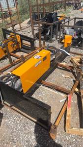 lot 480 image: Wood splitter Captok