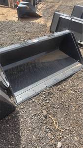 lot 925 image: Heavy-Duty Loader Bucket Attachment 60