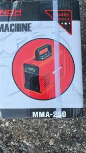 lot 289 image: SDLANCH MMA-250 Welding Machine