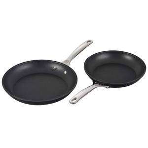 lot 1079 image: Le Creuset Toughened Non-Stick PRO Cookware Set, 2 pc. (9.5 & 11 Fry Pan) - Retail $190