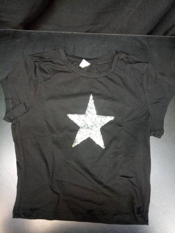 lot 2023 image: Black Sequin Star T-Shirt Size L - Retail $12