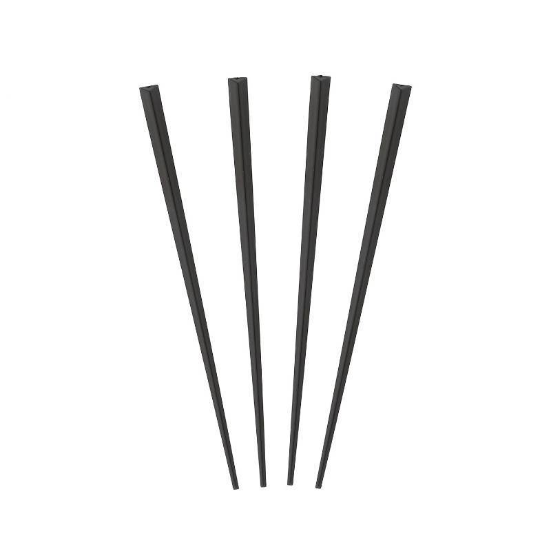 lot 2050 image: Royal 4 Inch Black Prism Pick, Package of 500 Retail $19.98