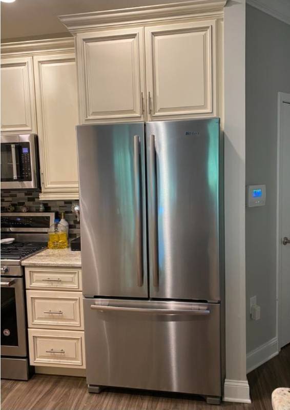 lot 20762 image: KitchenAid French Door Refrigerator 24.8 cu ft - Retail $2,500