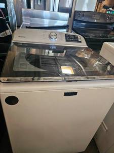 Maytag Top Load Washing Machine with Agitator - Retail: $800