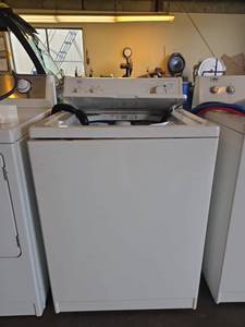 lot 23004 image: Roper Heavy Duty Extra Large Capacity Washer - Model RAX7245KQO