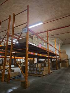 lot 4360 image: Pallet Racking System w Orange & Red Beams