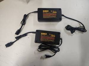 lot 14711 image: 1 Box - DeWalt Inflator Power Supply - Model N557514&nbsp