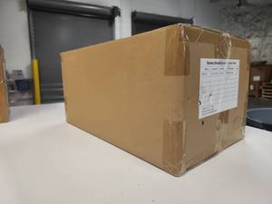 lot 14731 image: Box of 12 - DeWalt Inflator Power Supply - Model N557514