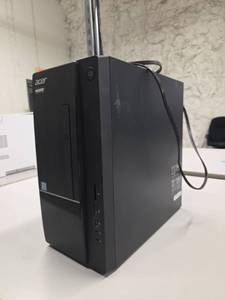 lot 18516 image: Acer Desktop Computer w Intel Core i5 - Model D17E5