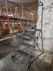 lot 4372 image: 4 Step - New Lift Ladder Assemble Steel Rolling Stool&nbsp