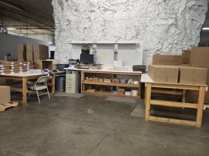 lot 14786 image: Bulk Lot of Electronics, Office Supplies, and Misc Items
