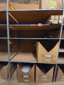 lot 21011 image: Assorted Lot of Grill Parts and More