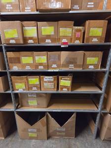 lot 21046 image: Bulk Lot of Assorted Electrical Fixtures & Components