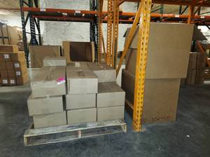 lot 21079 image: Weber Ash Catcher Assembly 22in57cm 2015 BB and Humidifier Filters