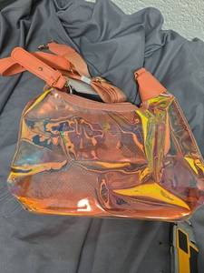 lot 291 image: Clear Bag - Retail $0
