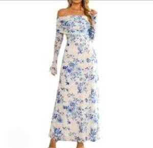 lot 458 image: KUTAMI Off The Shoulder Dress Small - Retail $0