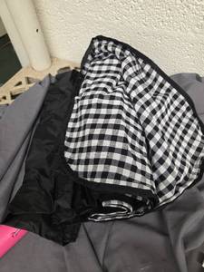 lot 500 image: Water Resistant Picnic Blanket, Carrying Straps  - Retail $0