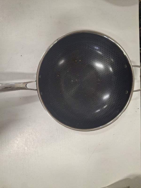 lot 3750 image: Hexclad 12 Inch Wok Pan