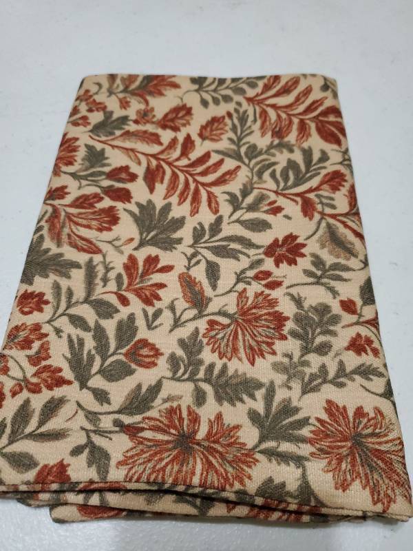 lot 58139 image: Crumbs Home pillow cover, rust orange sketch flower size (50cmx50cm) 20x20in  - Retail $8