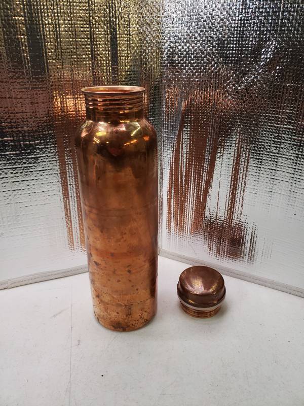lot 27950 image: Pure Copper Water Bottle 34 Oz Doctor Copper Water Bottle - Leak Proof, VISIBLE USE. - Retail $23