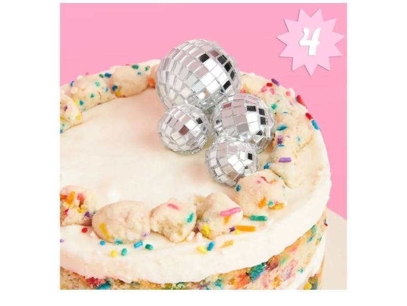lot 17567 image: xo, Fetti Disco Ball Mini Cake Topper 4 Pieces( chip) - Retail $10