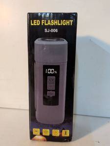 lot 4 image: LED Flashlight SJ-006 with Digital Display and Magnetic Base