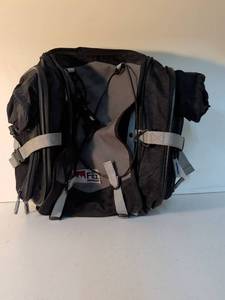 lot 59 image: Moto Fizz Motorcycle Tank Bag Backpack