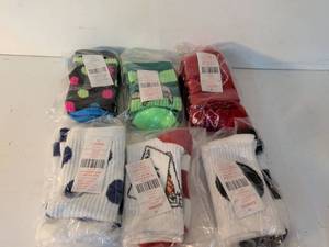 lot 73 image: Epic Sports Crew Socks Assorted 6-Pack Large