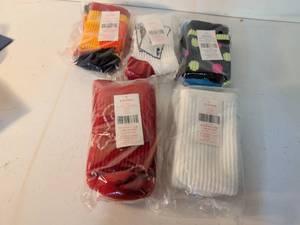 lot 82 image: Epic Sports Crew Socks Lot 5 Pairs Multiple Colors and Sizes