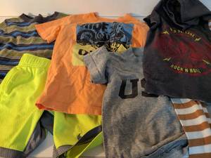 lot 85 image: Boys Clothing Lot 6 Pieces Shirts Pants Hoodie Old Navy