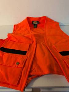 lot 87 image: Cabelas Orange Hunting Vest with Black Straps
