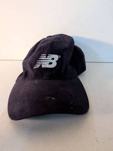 lot 94 image: New Balance Baseball Cap Navy Blue One Size Fits All