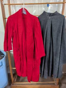 lot 159 image: Pendleton 100% Virgin Wool Red Cardigan Coat M