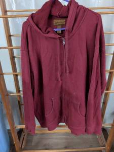 lot 182 image: St Johns Bay Hooded Zip Sweatshirt 3XL3XOL Burgundy