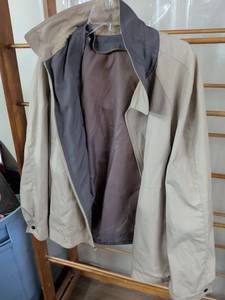 lot 184 image: London Fog Zip Jacket TanNavyBrown Size 52 REG