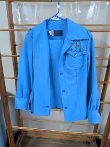 lot 198 image: Paddingtons blue button-up shirt with embroidered details size 12