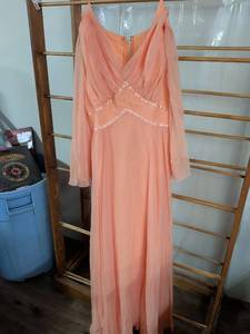 lot 200 image: Peach Chiffon Draped Evening Dress with Beaded Trim