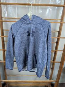 lot 207 image: Under Armour Heathered Blue Hoodie Sweatshirt