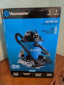 lot 118 image: Vacmaster WetDry Vacuum 5 Gallon 3 Peak HP 65 CFM appears to be new