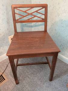 lot 138 image: Wooden Chair with X-Pattern Backrest