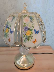 lot 145 image: Floral Butterfly touch Table Lamp with Metal Base and Shade