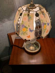lot 145 image: Floral Butterfly touch Table Lamp with Metal Base and Shade