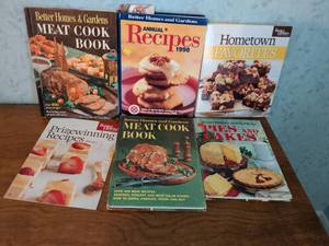 lot 155 image: Better Homes and Gardens Cookbook Lot - 6 Books