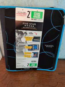 lot 182 image: Five Star Xpanz 2 inch Zipper Binder 380 Sheet Capacity 13.63 x 12 in