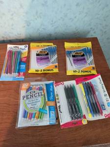 lot 195 image: Writing Instruments Lot 7 Packs Pens Pencils Paper Mate BIC Pentel