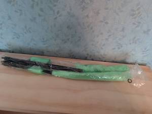 lot 207 image: Car Duster Brush Set with Green Microfiber Heads