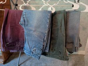 lot 258 image: Hunt Club Jeans Lot 4 Pairs Assorted Colors